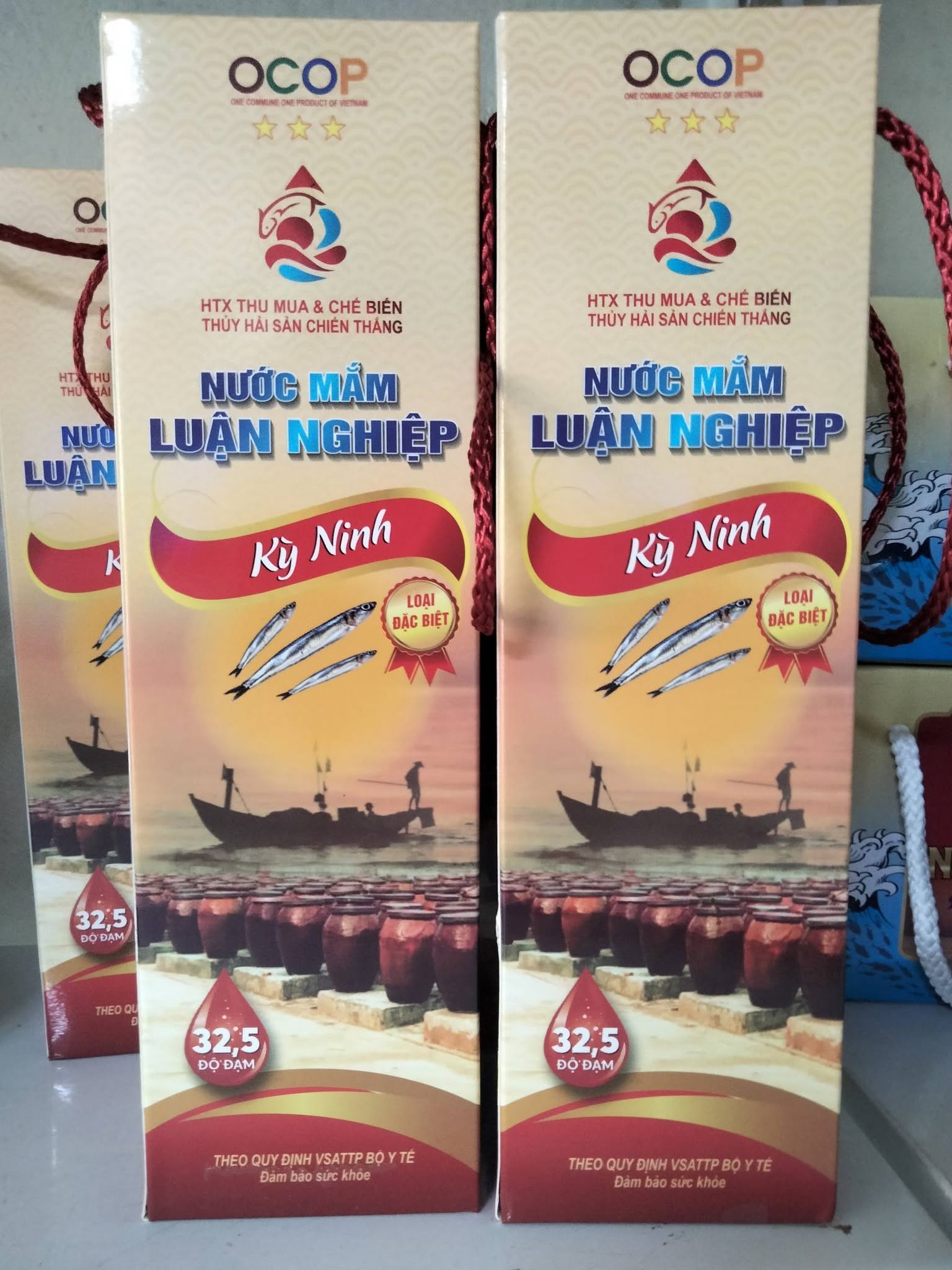 Nước mắm Luận Nghiệp